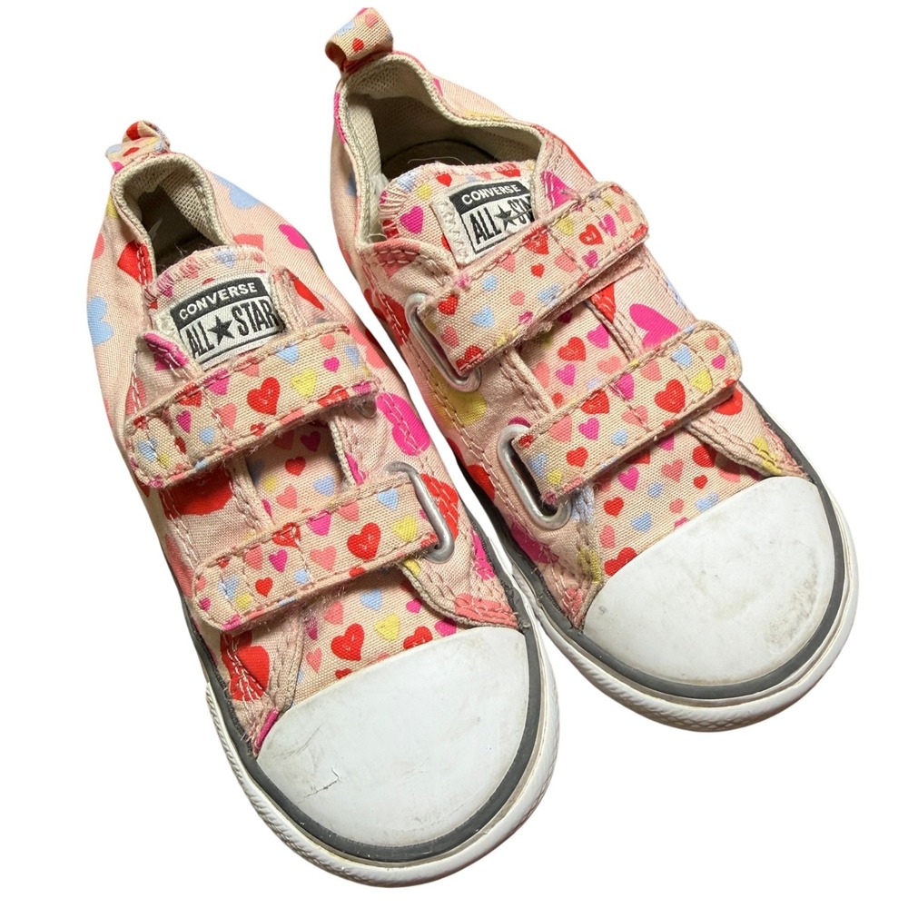 Converse Chuck Taylor Girls 10 Pink Heart Print Low Top Sneakers Casual School